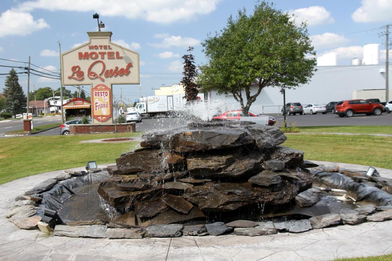 Hotel Motel Le Quiet Lac-Mégantic Екстериор снимка