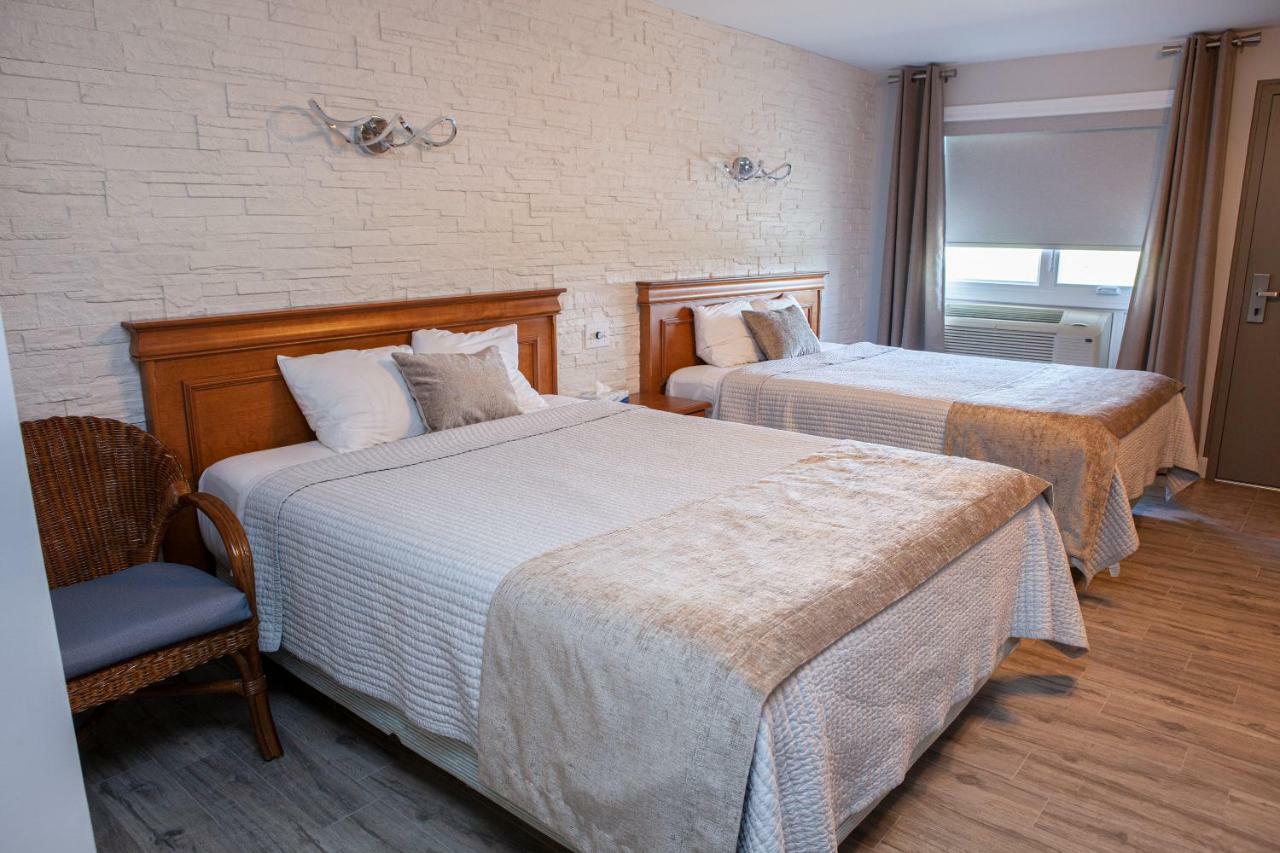 Hotel Motel Le Quiet Lac-Mégantic Екстериор снимка